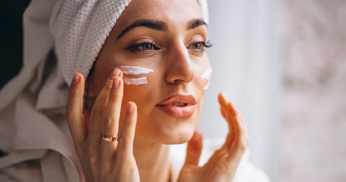 مراقبت پوستی خوب در آموزش آرایش صورت برای عروسی