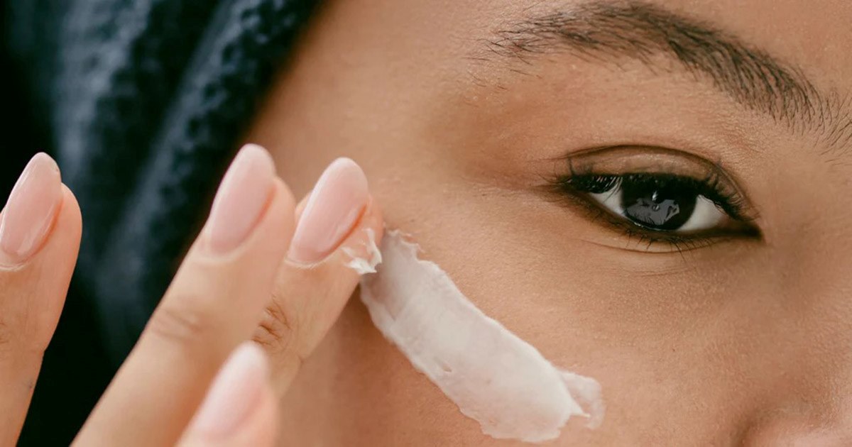آماده سازی پوست برای گریم صورت با کانسیلر
