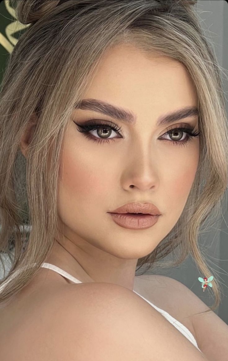 به‌روزترین میکاپ برای ایجاد چهره‌ای جذاب و بی‌عیب؛ تکنیک‌های جدید آرایش مدرن