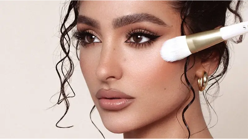 میکاپ لایت؛ راهنمای جامع برای سبک‌های طبیعی و جذاب