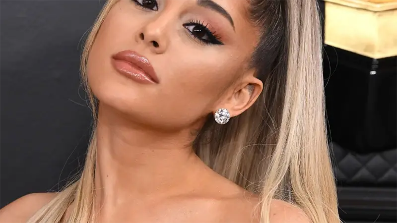 میکاپ خطی؛ راهنمای جامع آرایش چشم و صورت با خطوط دقیق